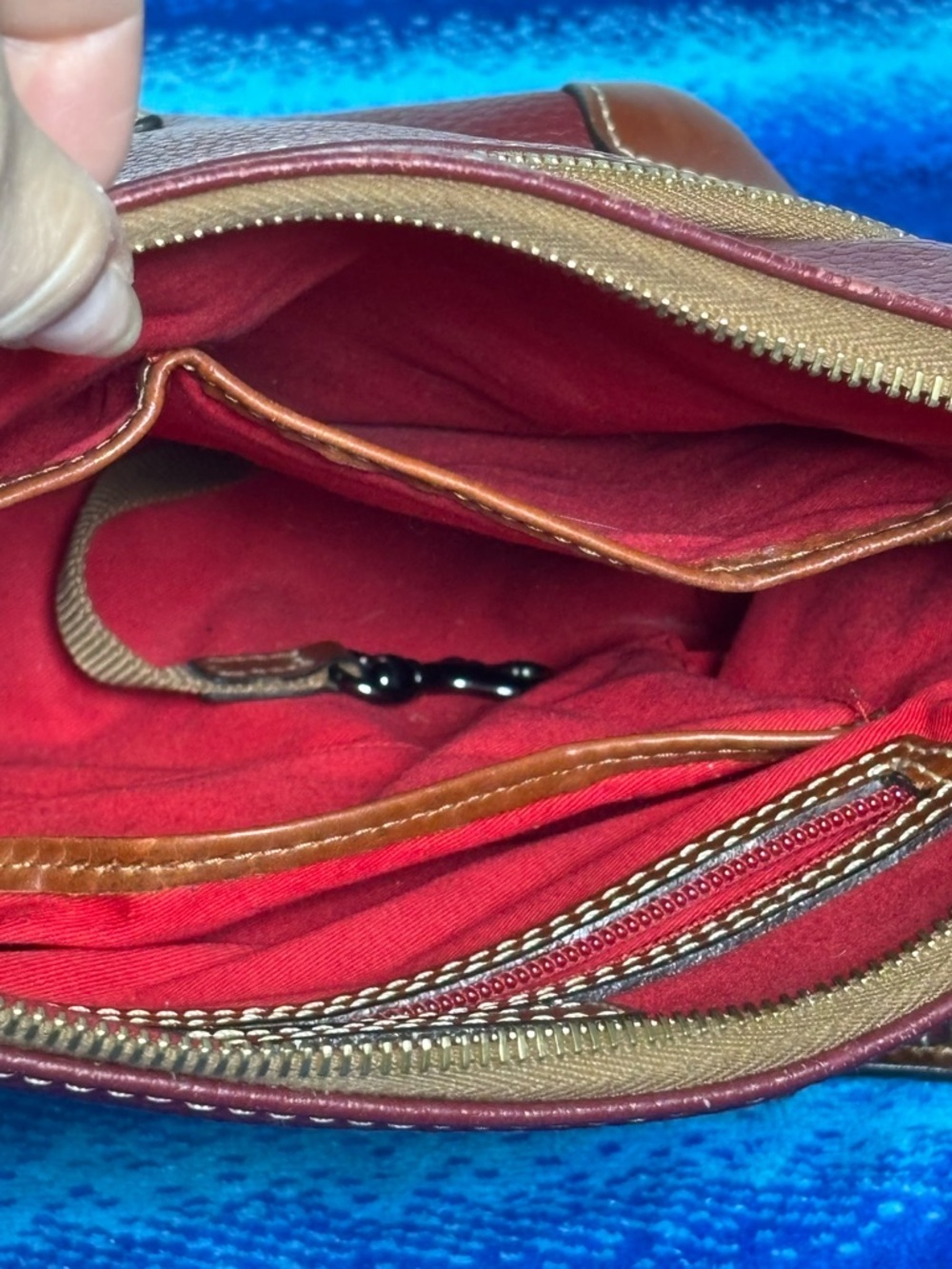 Dooney & Bourke Red Leather Shoulder Bag Pebbled Multi Zip Crossbody Strap - Picture 12 of 12